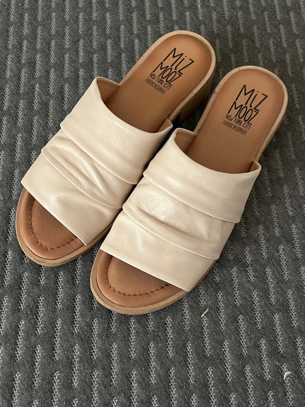 Miz Mooz Cream Ruched Leather Slide Mules